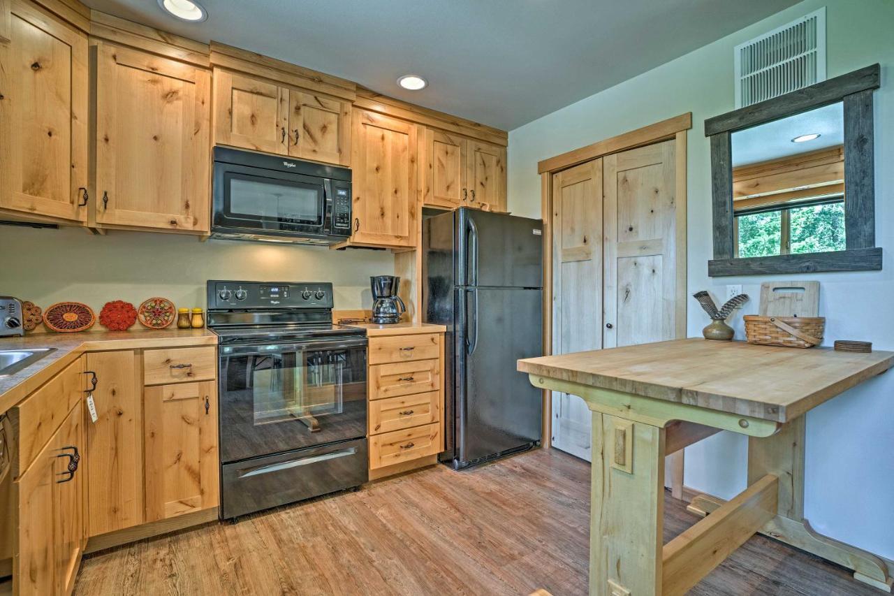 Private Leavenworth Cabin With Mtn Views And Fire Pit Exterior photo